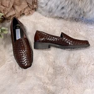NC Club by Nicole Low Heel Woven Brown Leather Siip on Loafer Shoes Sz 6.5
